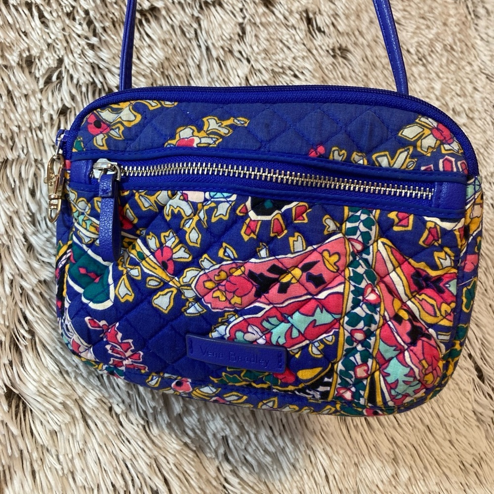 Vera Bradley Iconic Crossbody Romantic Paisley Purse Multicolor‎ Small Bag Strap